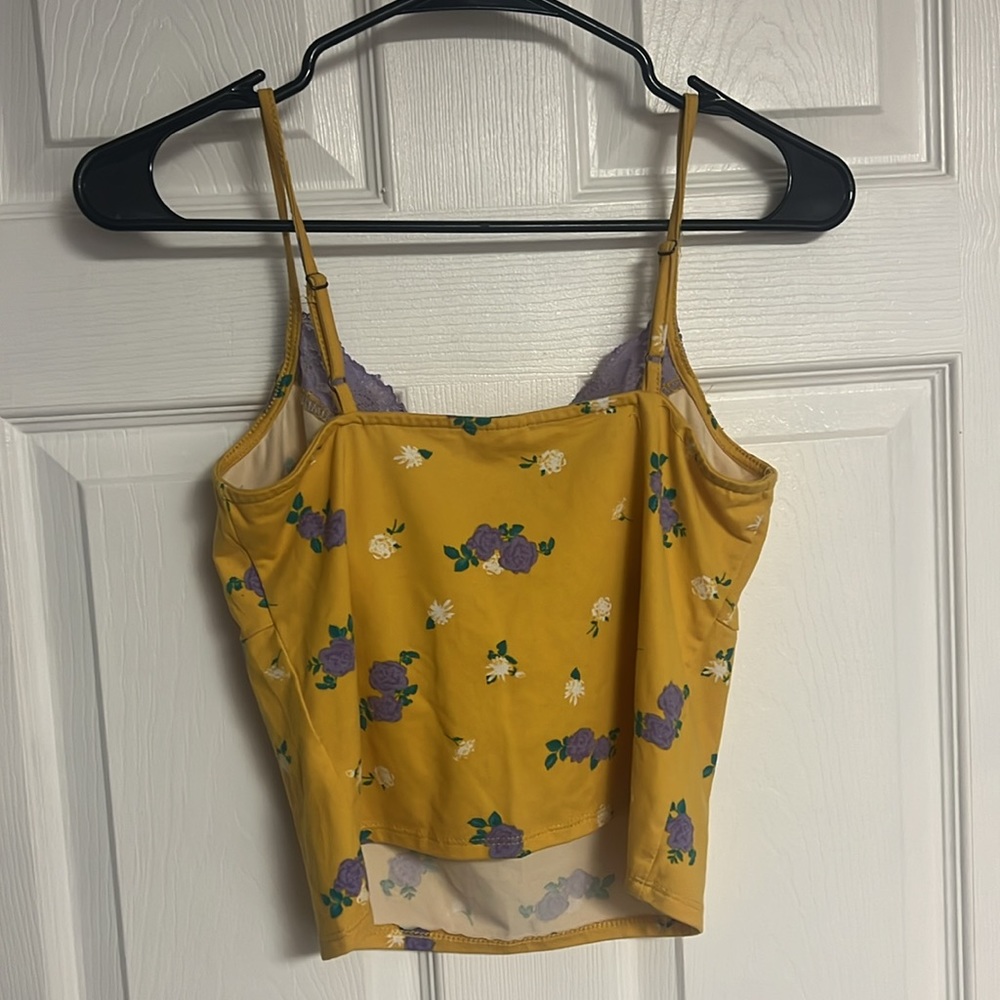 Crop top - Picture 4 of 4